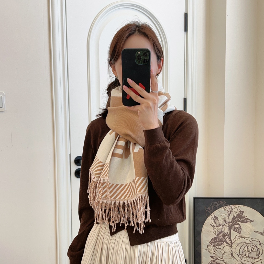 20034 Chanel scarf $27 gallery