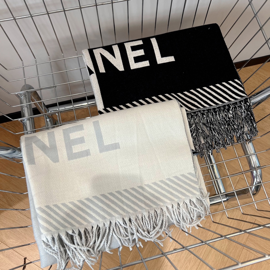 20034 Chanel scarf $27 gallery