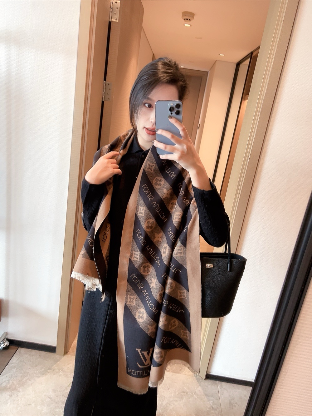 20035 scarf LV $27 gallery