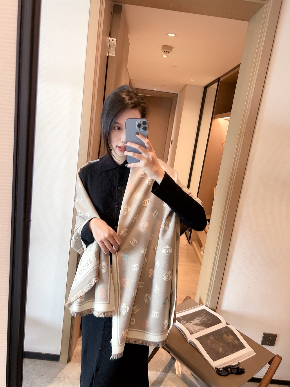 20036 Chanel scarf $27 gallery