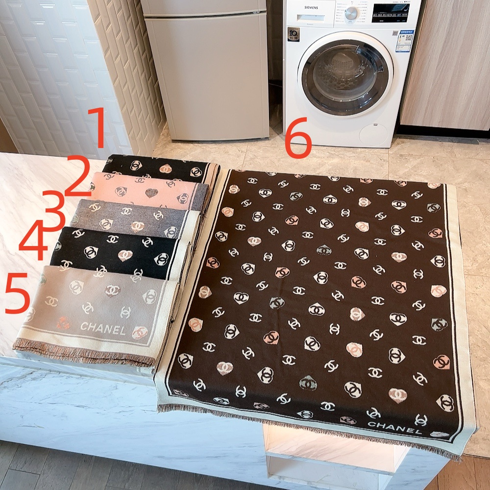 20036 Chanel scarf $27 gallery