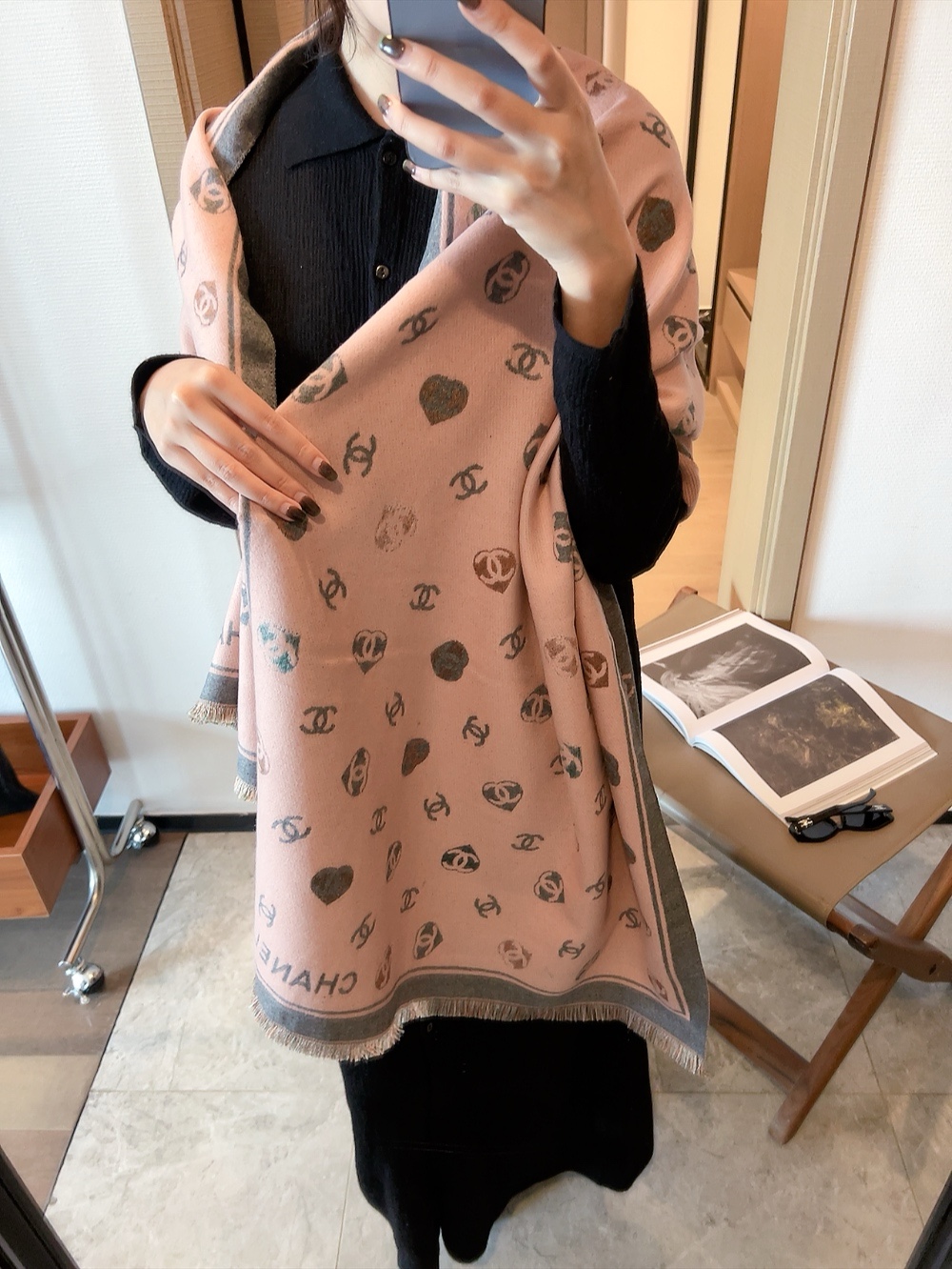 20036 Chanel scarf $27 gallery