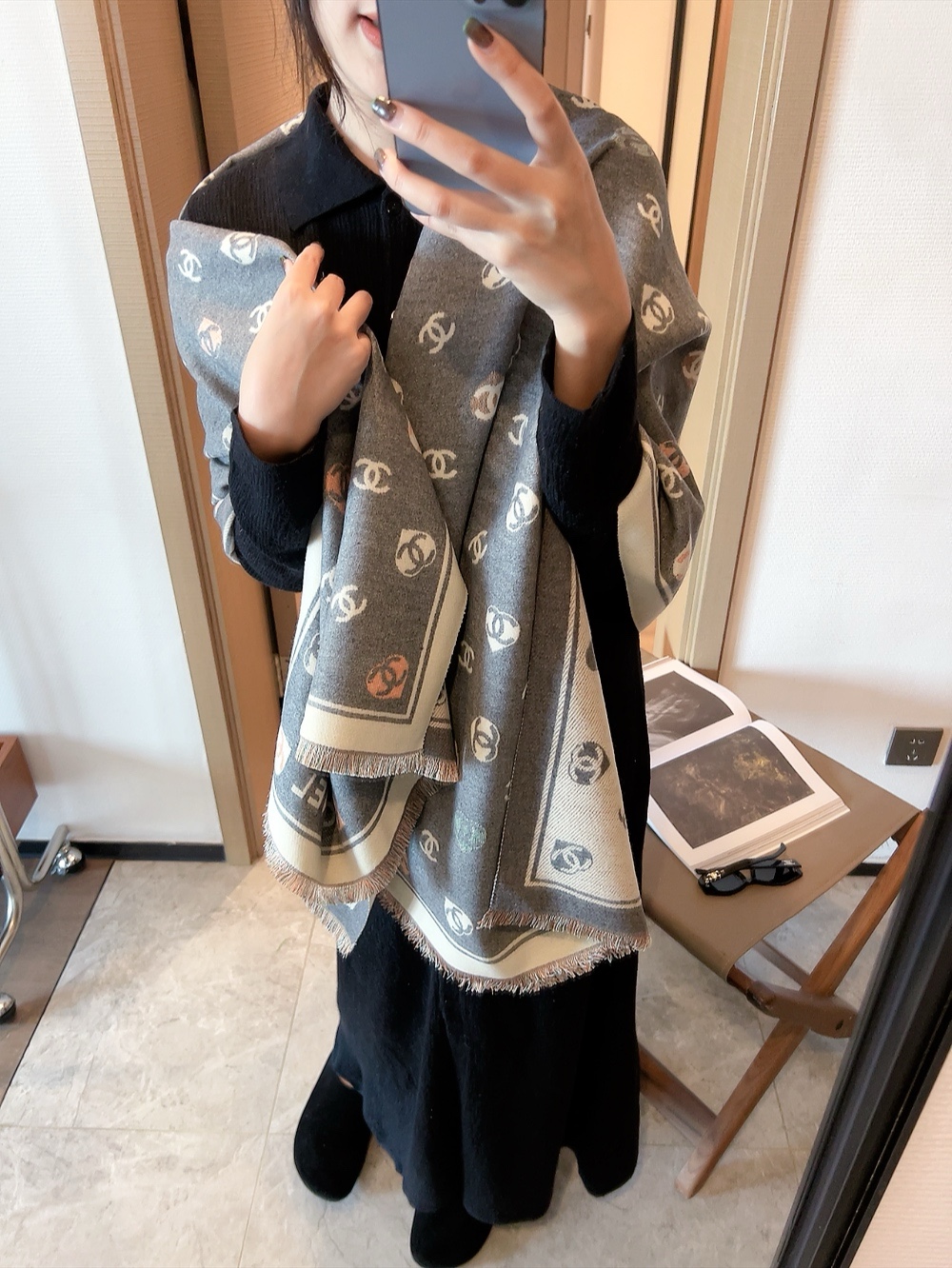 20036 Chanel scarf $27 gallery