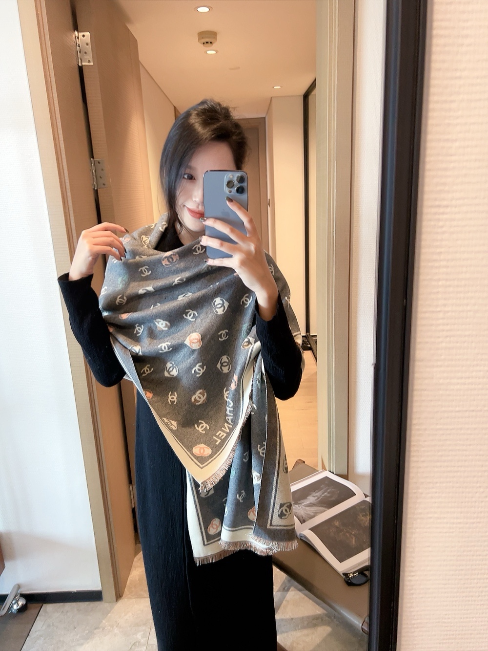 20036 Chanel scarf $27 gallery