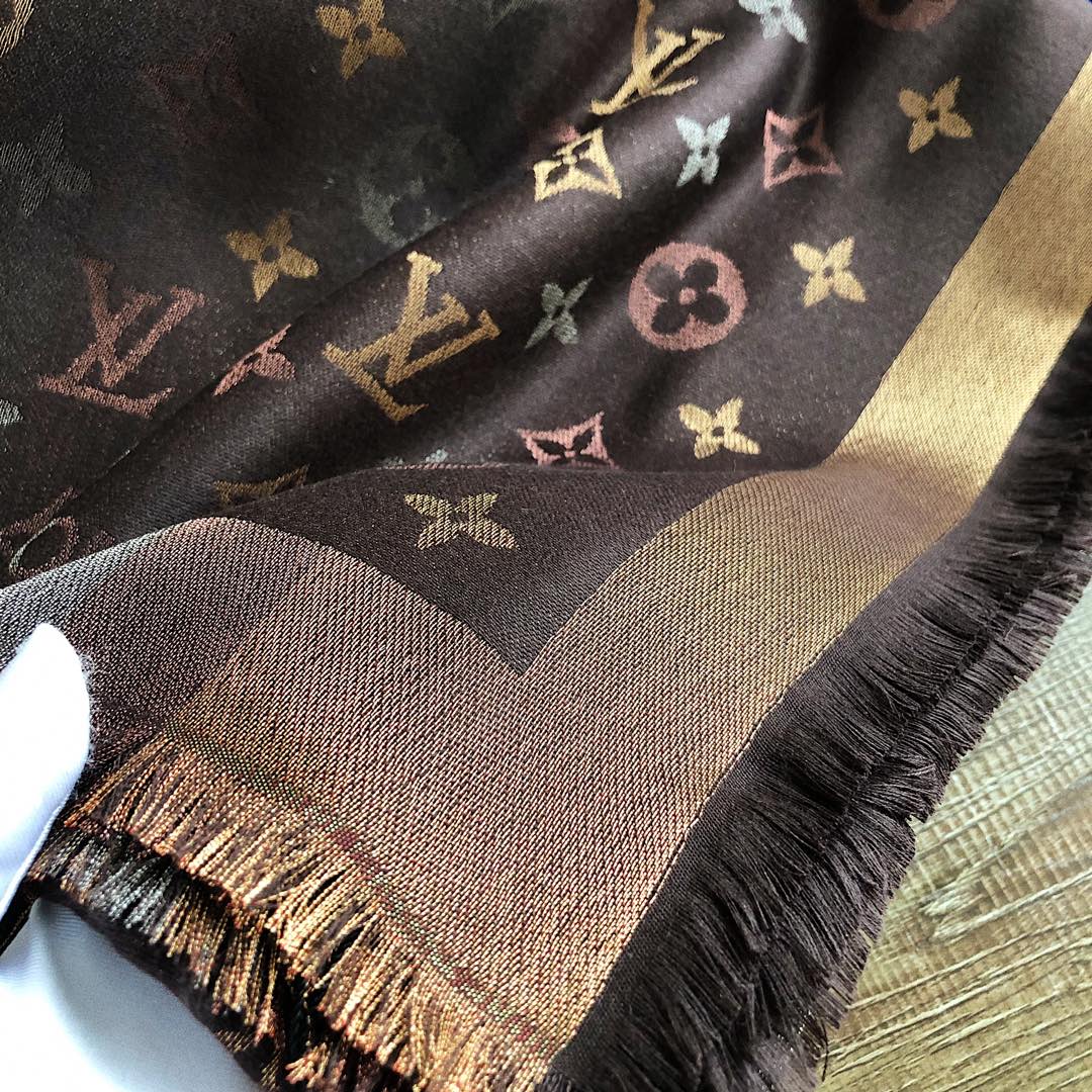 20037 Chanel LV $27 gallery
