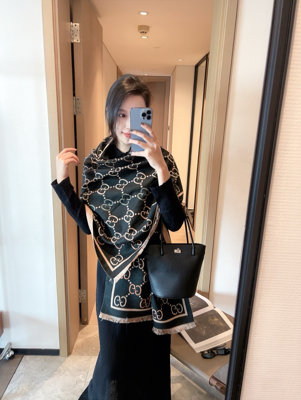 20038 Chanel $27 gallery