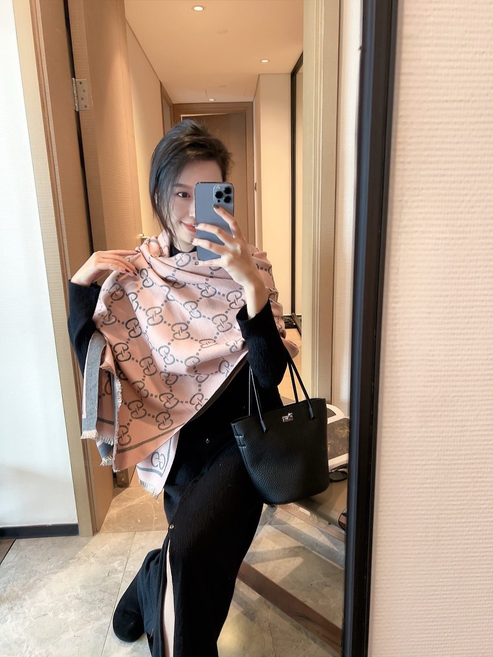 20038 Chanel $27 gallery
