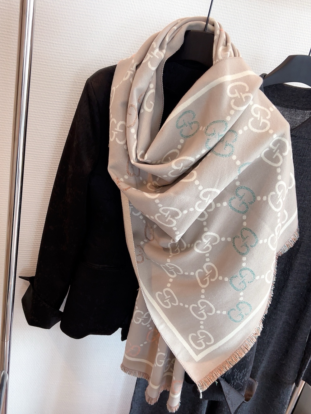 20038 Chanel $27 gallery