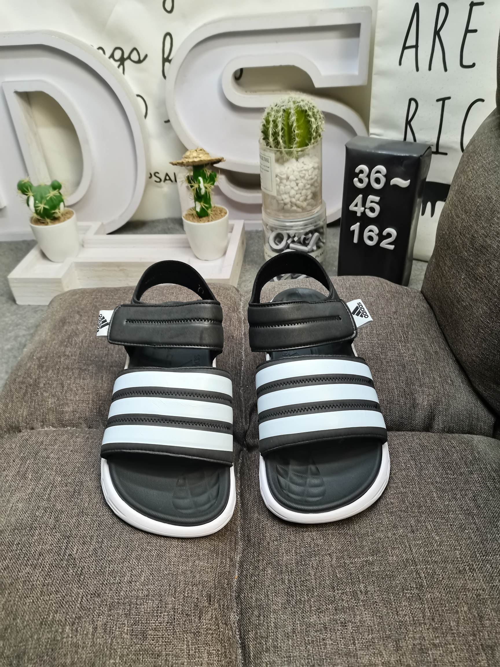 236 Adidas  $58 gallery