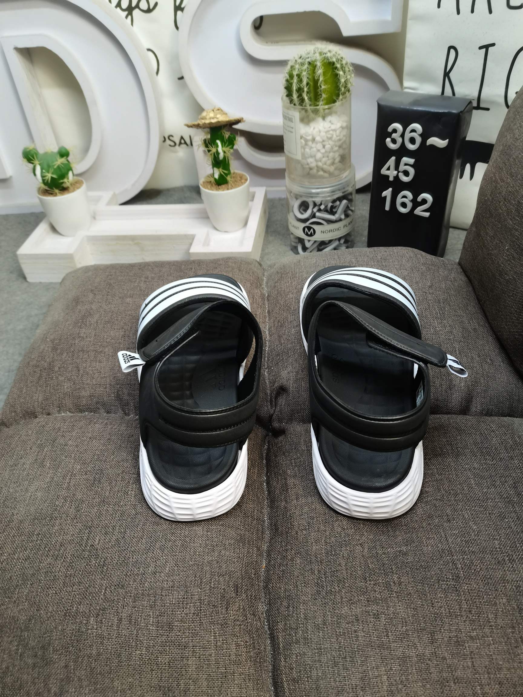 236 Adidas  $58 gallery