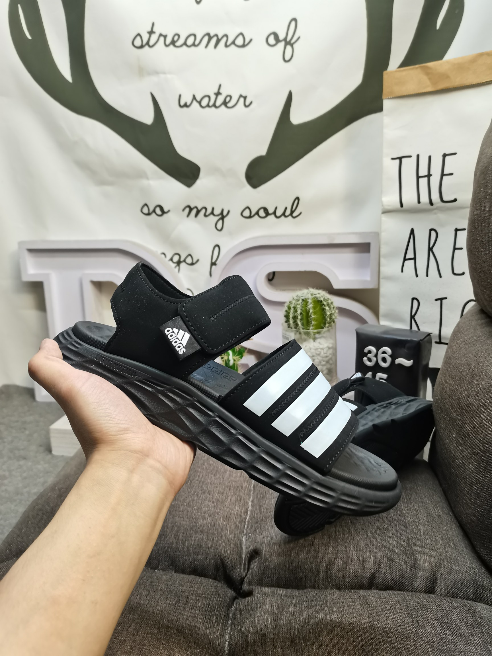 238 Adidas  $58 gallery