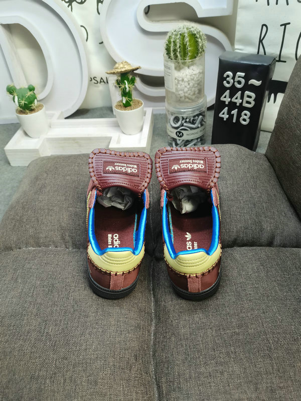 239  $65 Original WB Samba NUBUCK gallery