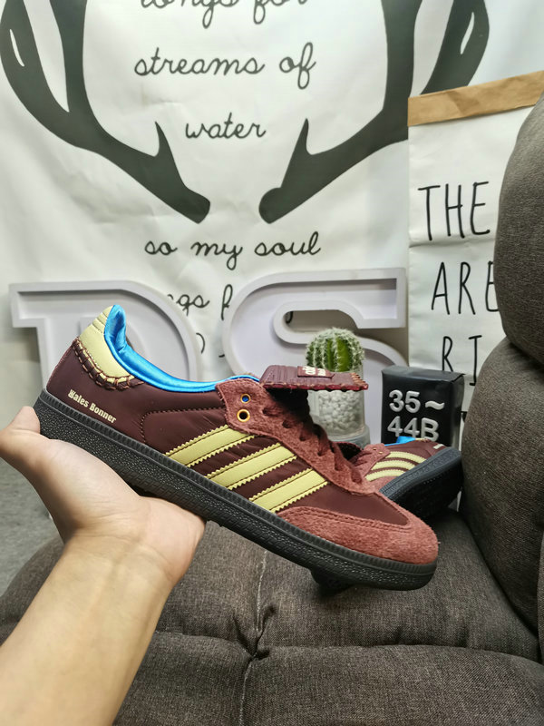 239  $65 Original WB Samba NUBUCK gallery