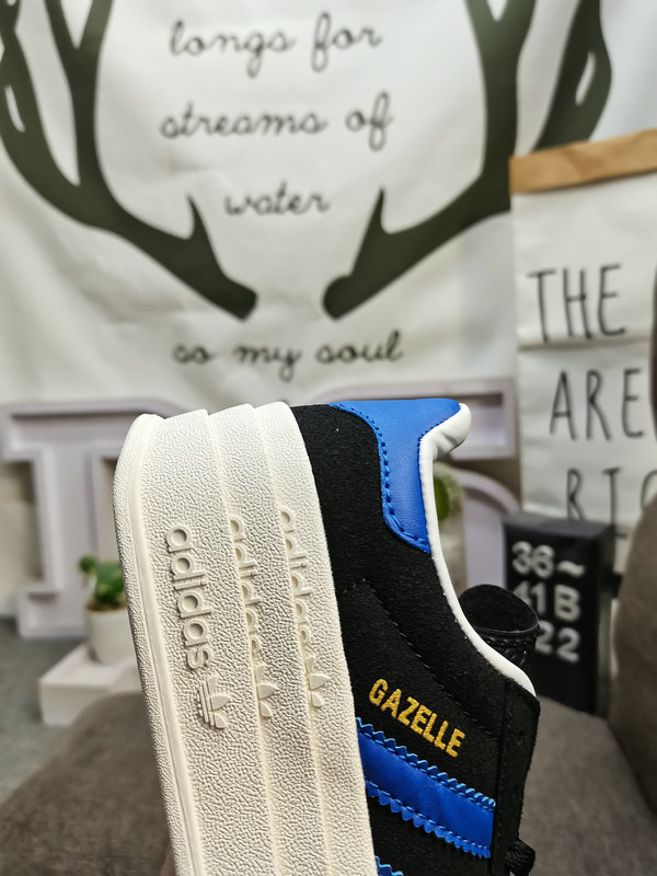 241  Adidas  $68 gallery