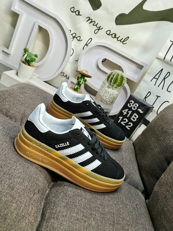 241  Adidas  $68 gallery
