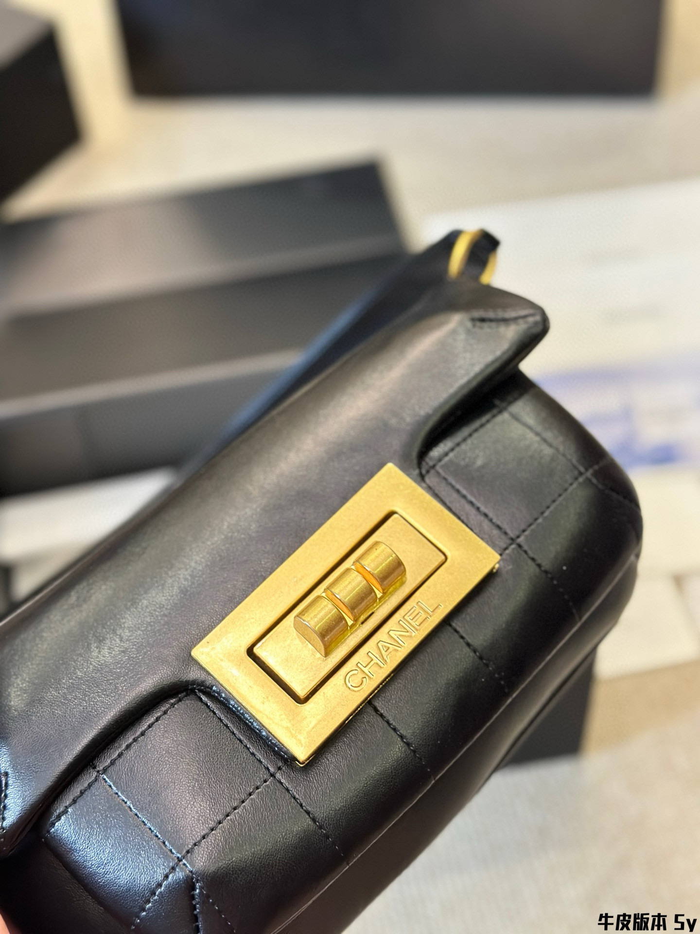 262 CHANEL $71 gallery
