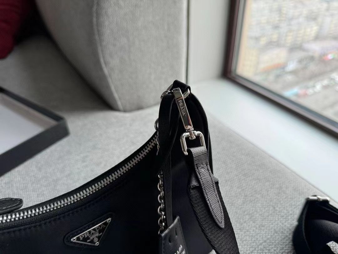 283333 Praba $56 gallery