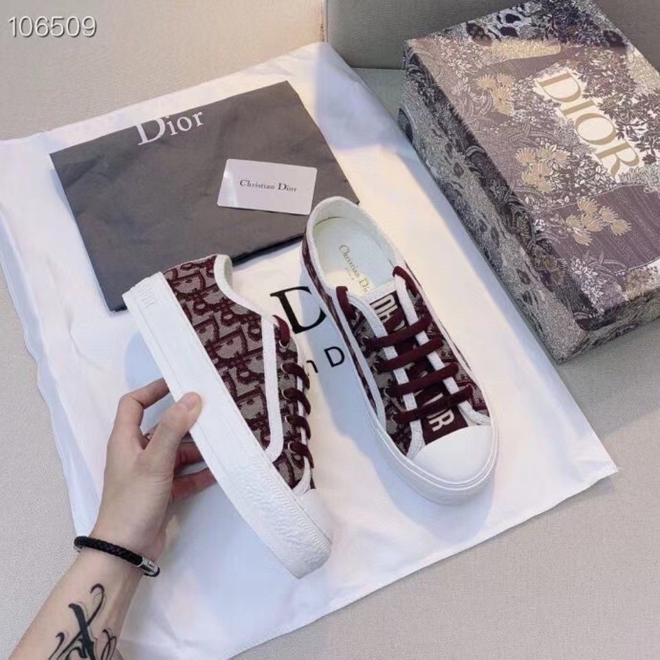2893 $60 gallery