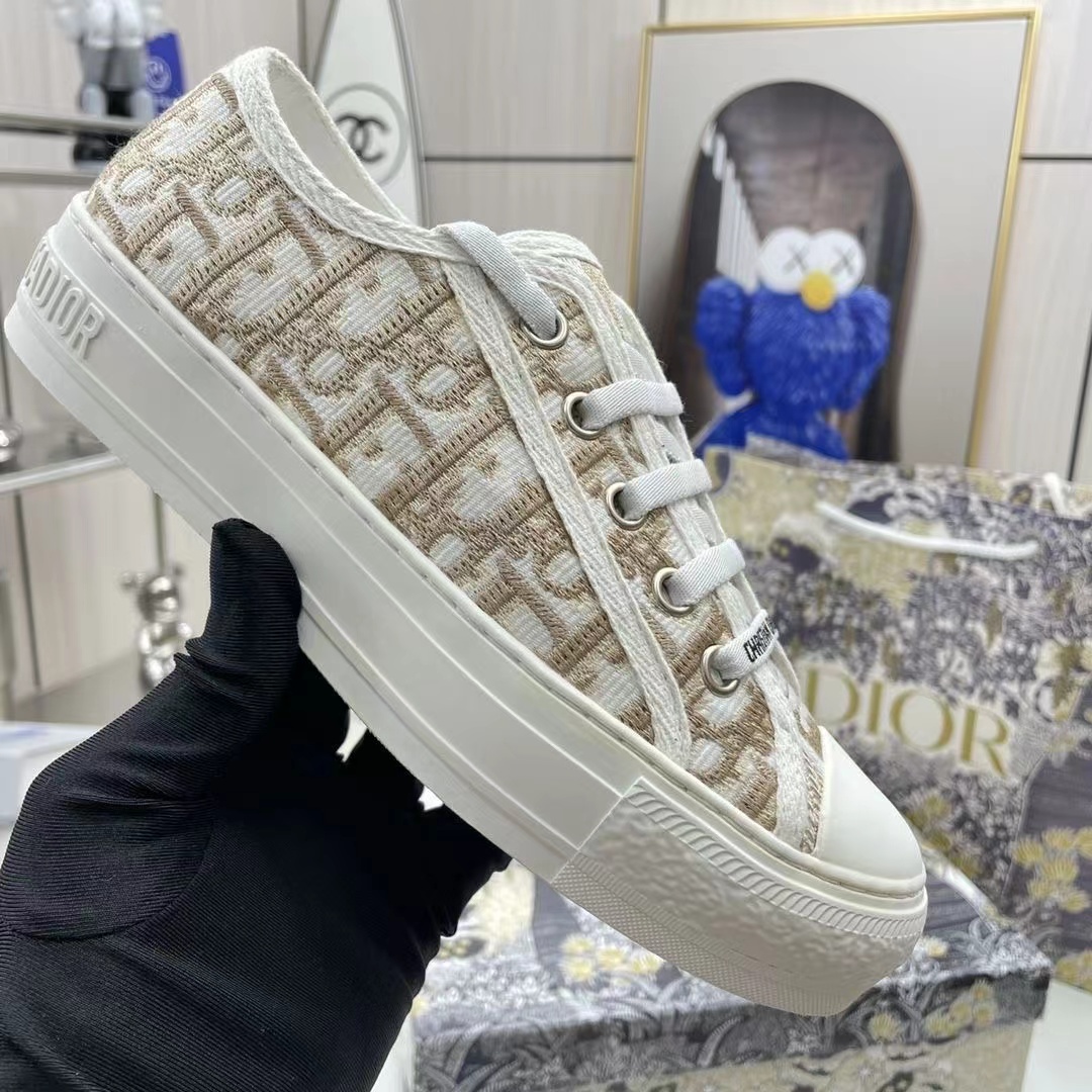 2893 $60 gallery