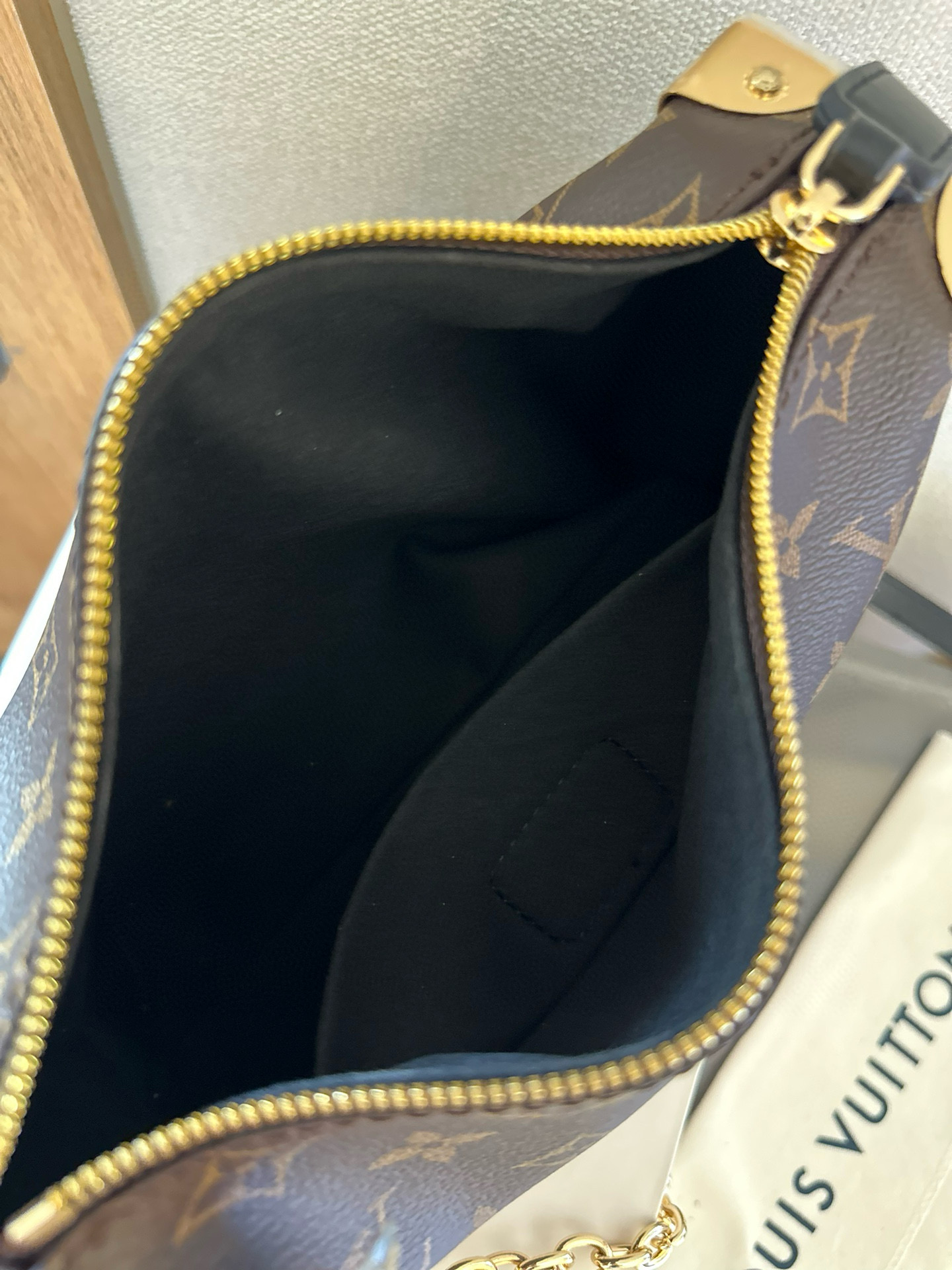 2903 $70 LV Side trunk Valley Ailing Box Bag/Box Bag gallery