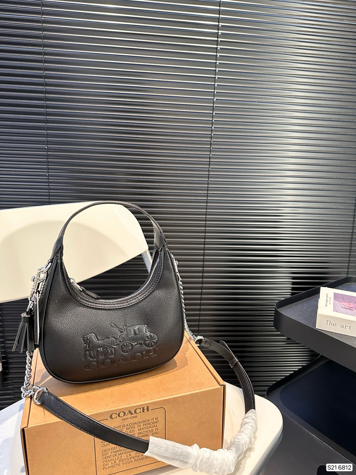 2906 $70 Coach Coach's new products gallery
