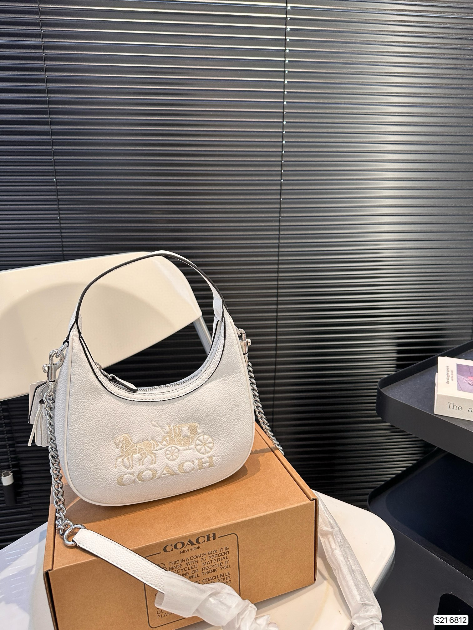 2906 $70 Coach Coach's new products gallery