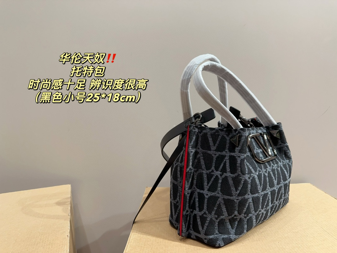 2907 $75 Valentino Tote Bag gallery