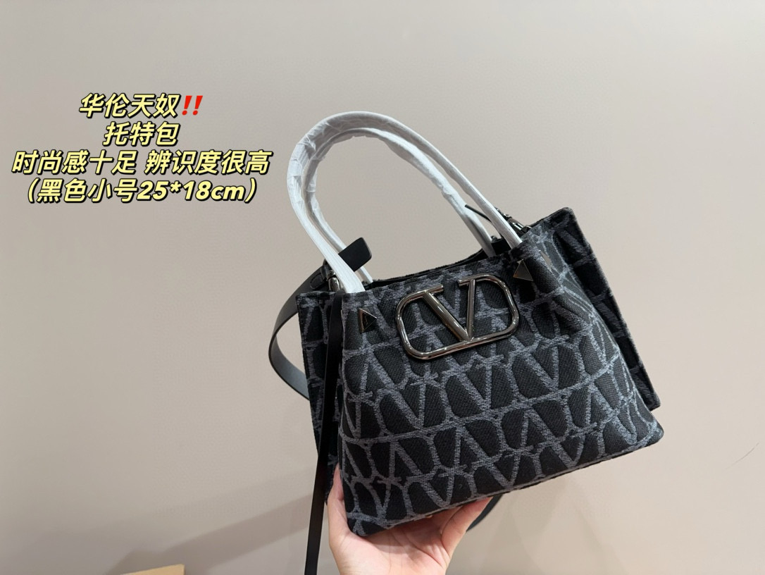 2907 $75 Valentino Tote Bag gallery