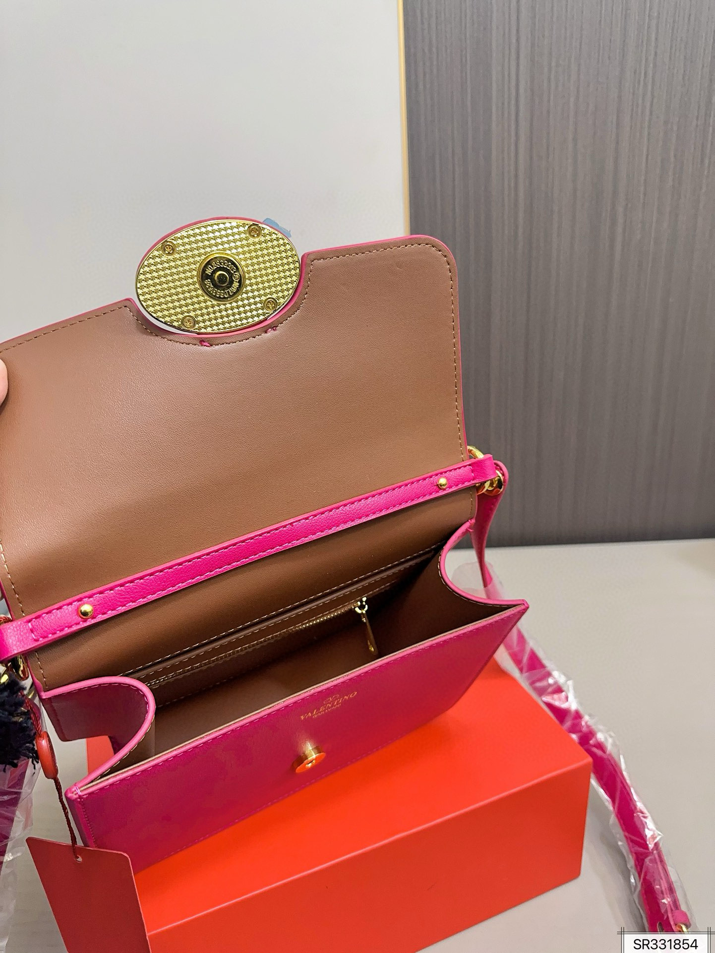2913 $75 Ms. Valentino, Valentino gallery