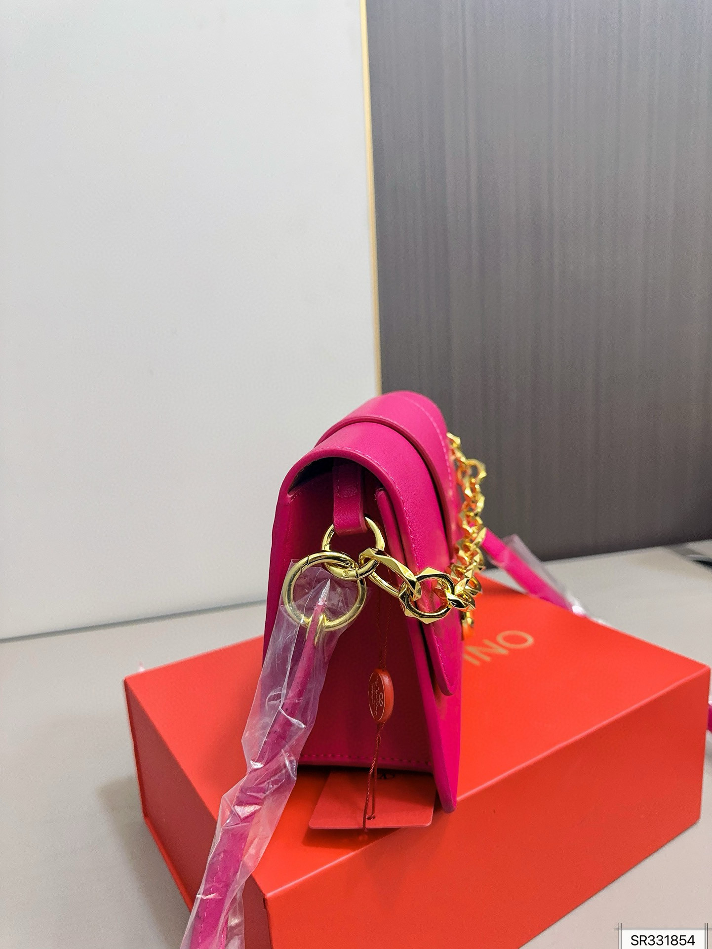 2913 $75 Ms. Valentino, Valentino gallery