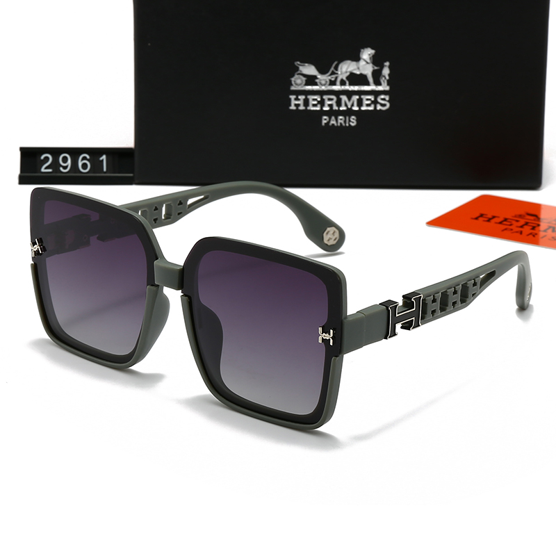 2921 $28 Herm è s/Non polarized gallery