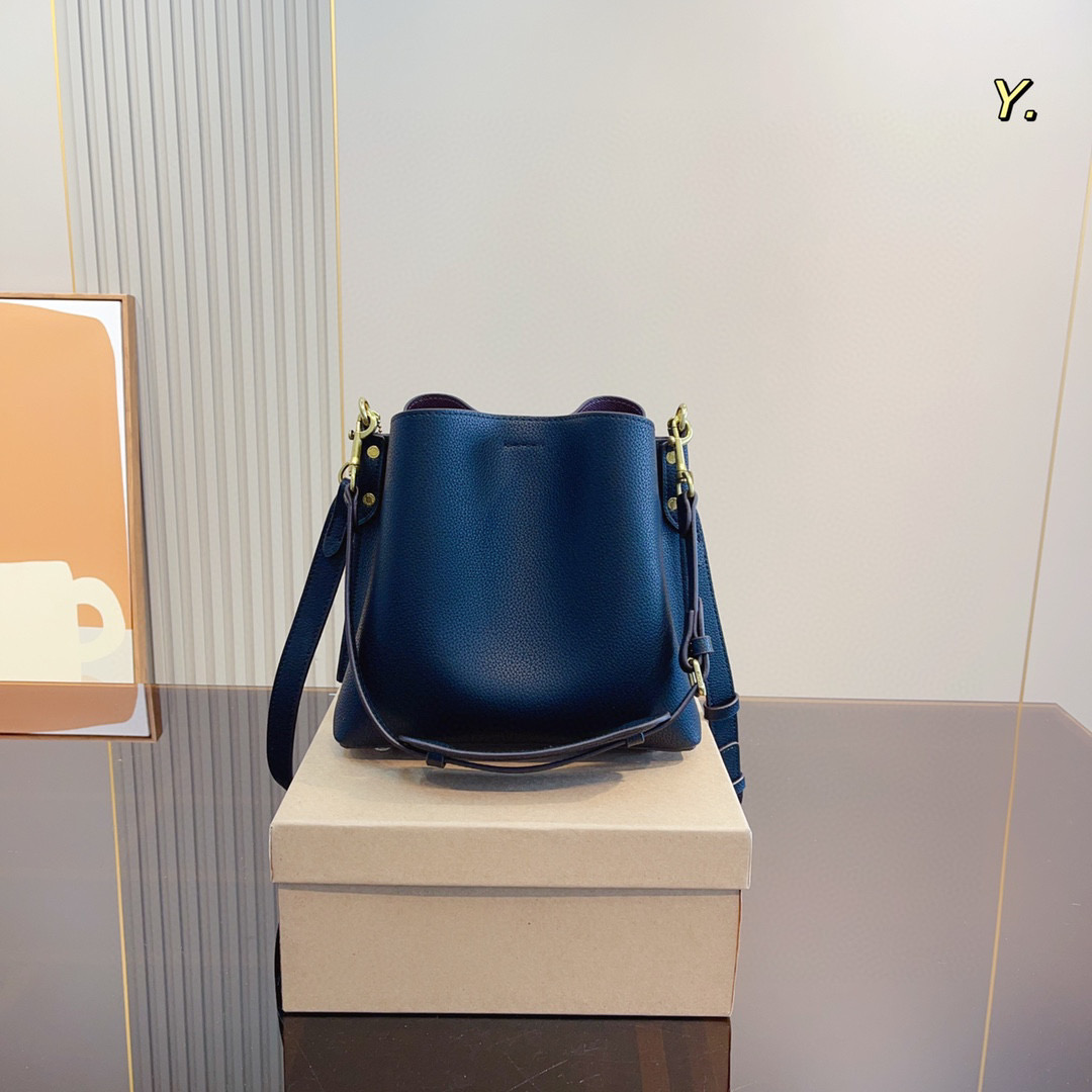 2933 74$ coach gallery