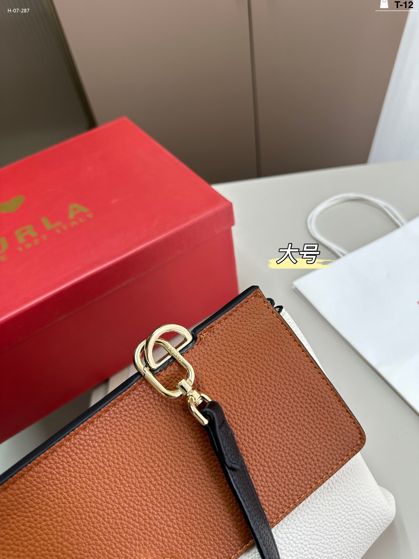 2938 FURLA  $68 gallery