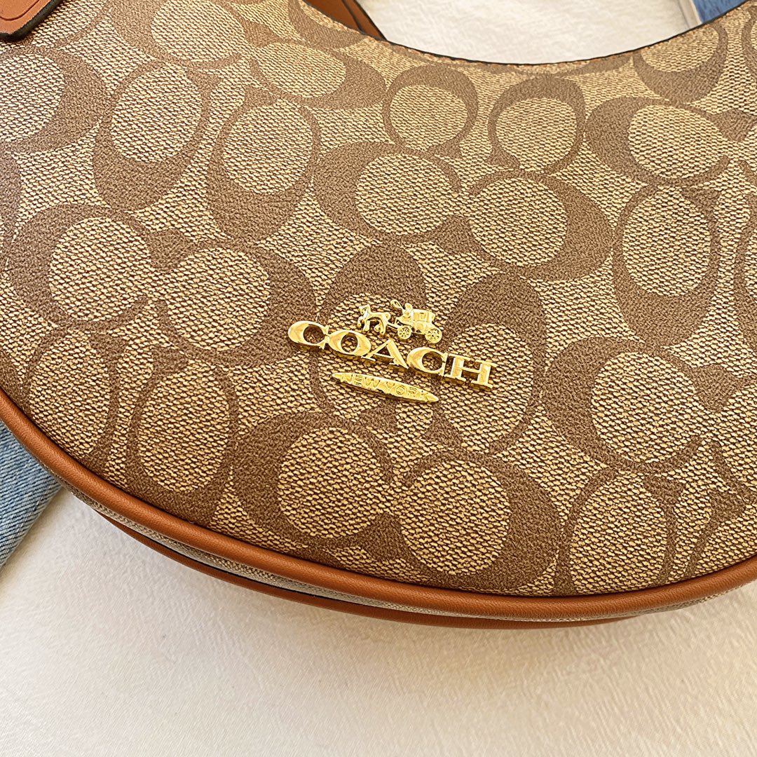 3708 Coach$44 gallery