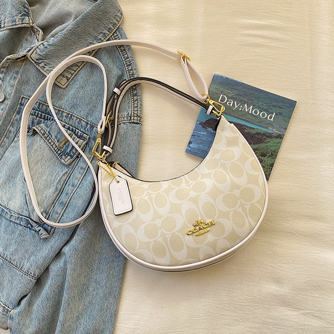 3708 Coach$44 gallery