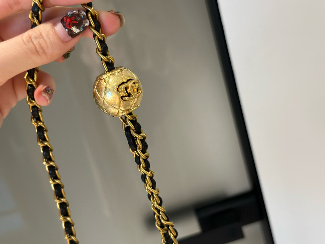 3738 Chanel Little Golden Ball Round Bag $68 gallery