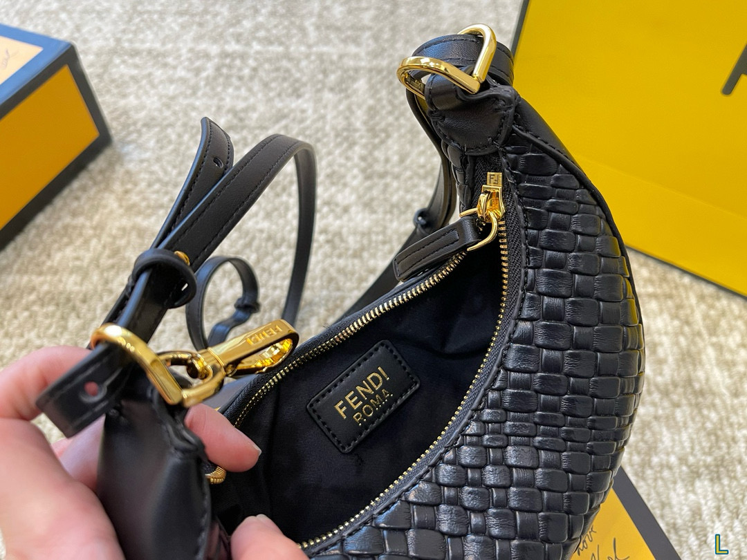 3743 Fendi Fendi Graphy $76 gallery