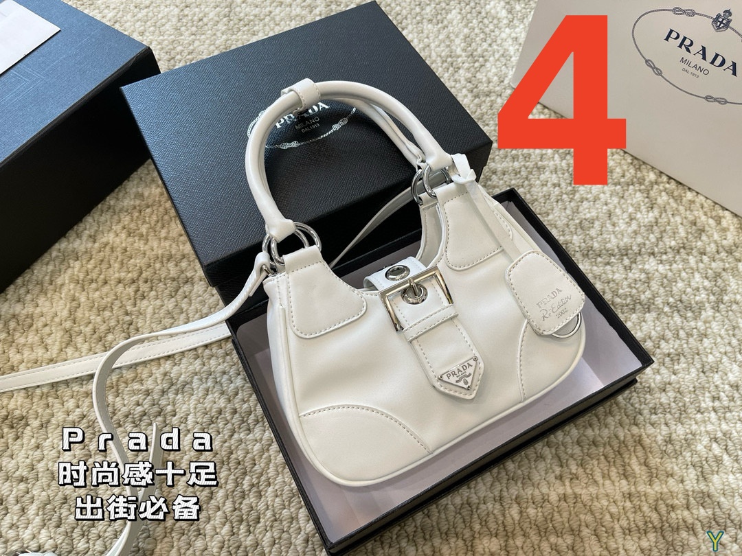 3746 Prada handbag $65 gallery