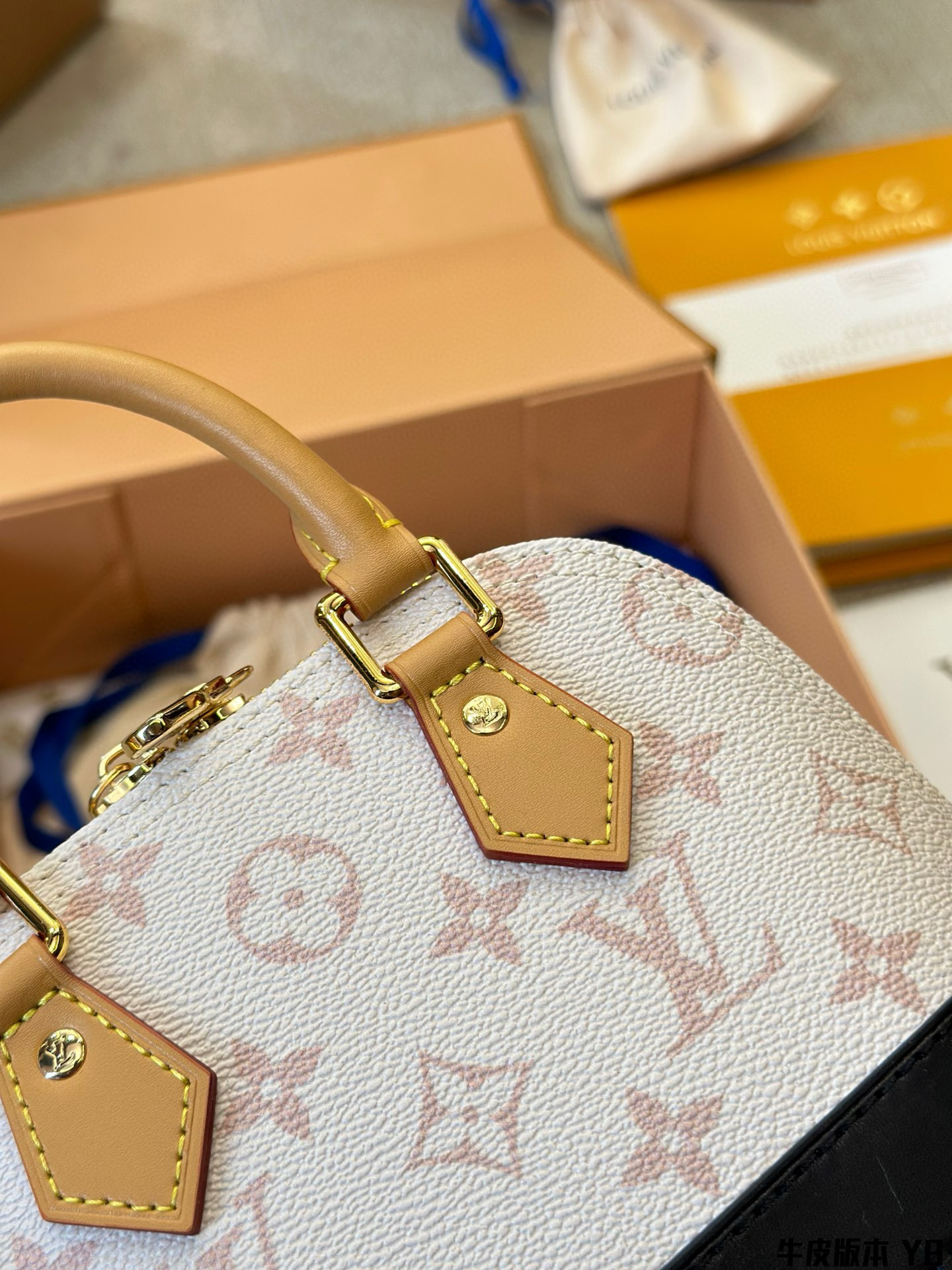 3748 LV Original High Quality Bag This Retiro $71 gallery