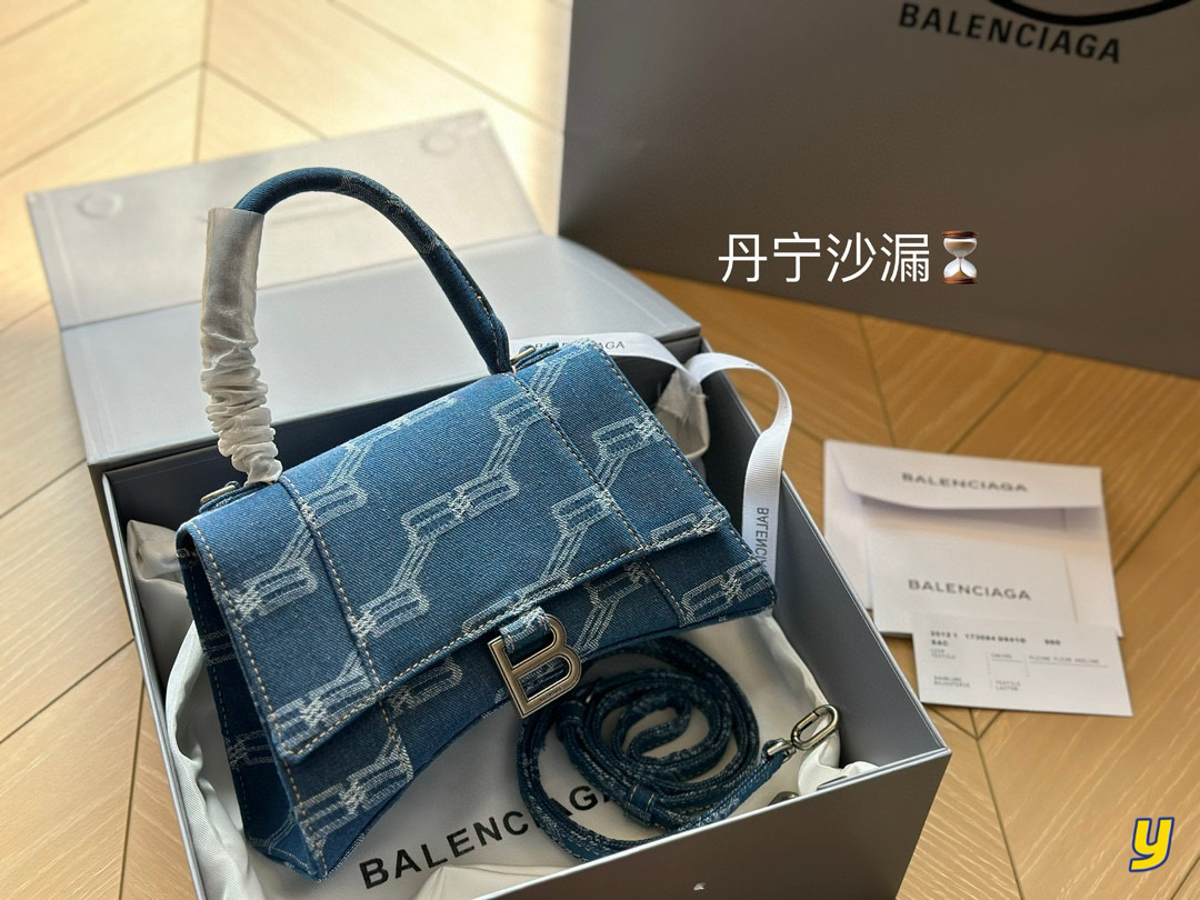 3753 Balenciaga $72 gallery