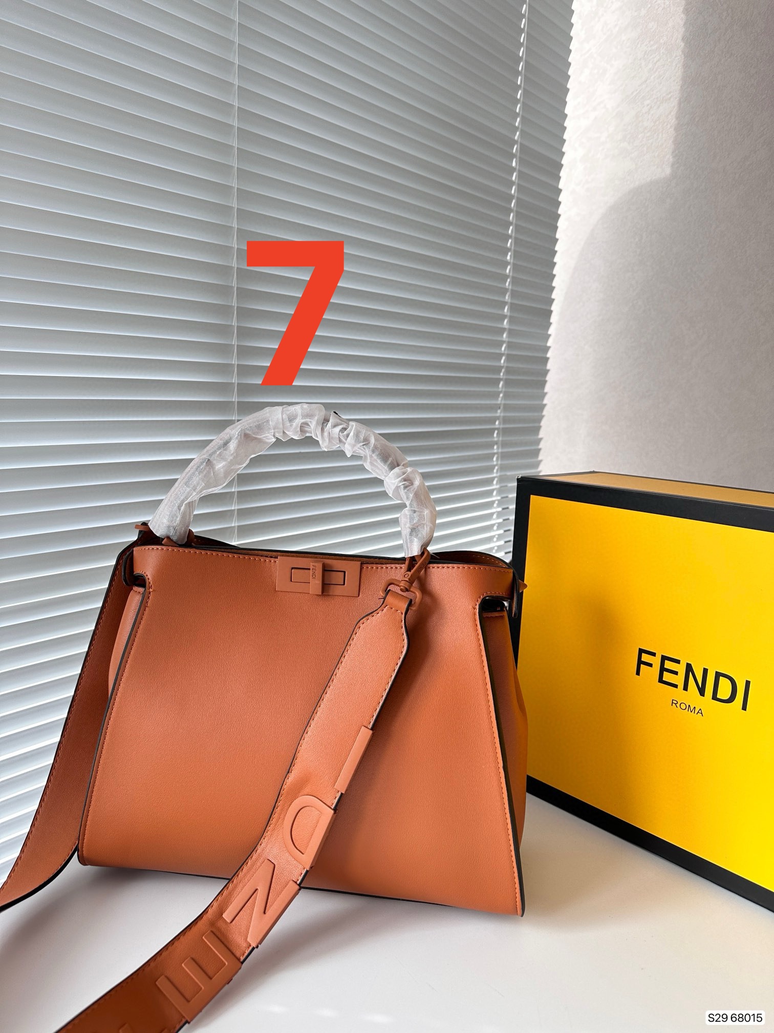 3755 Fendi Peekaboo kitten bag $85 gallery