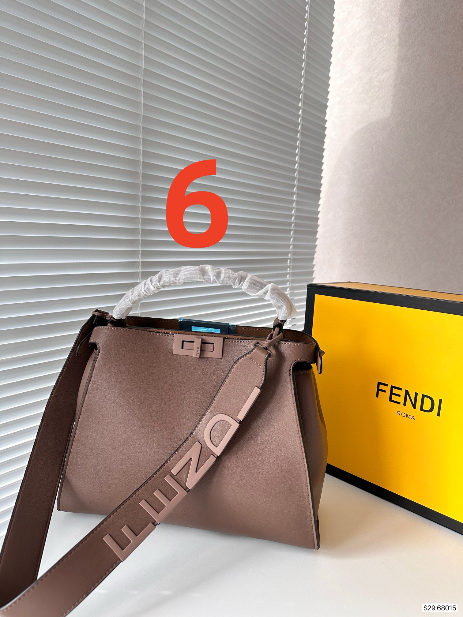 3755 Fendi Peekaboo kitten bag $85 gallery