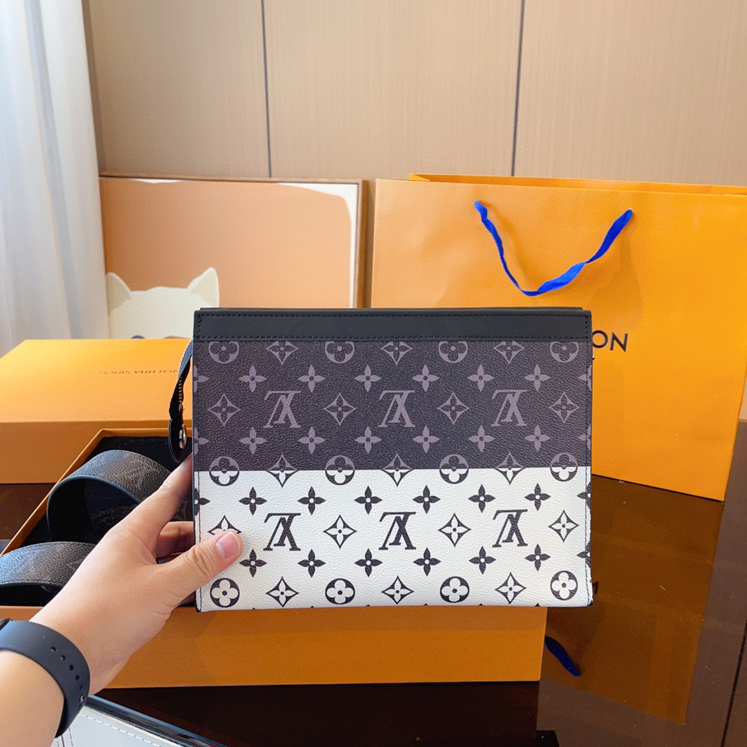 3760 LV Exquisite Gift Box Packaging$77 gallery