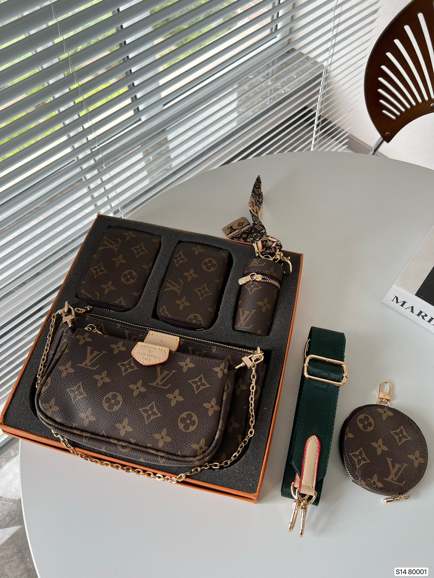 3762 Lv Value Box $70 gallery