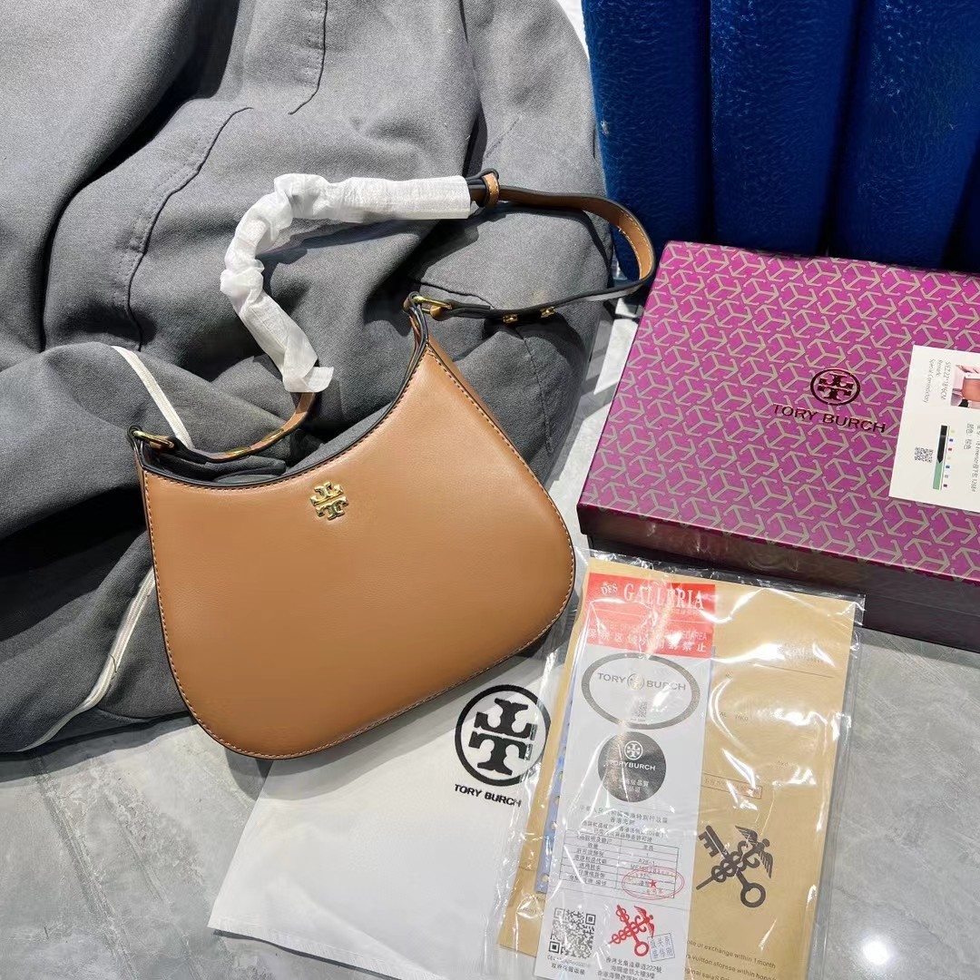 3801 Tory Burch$30 gallery