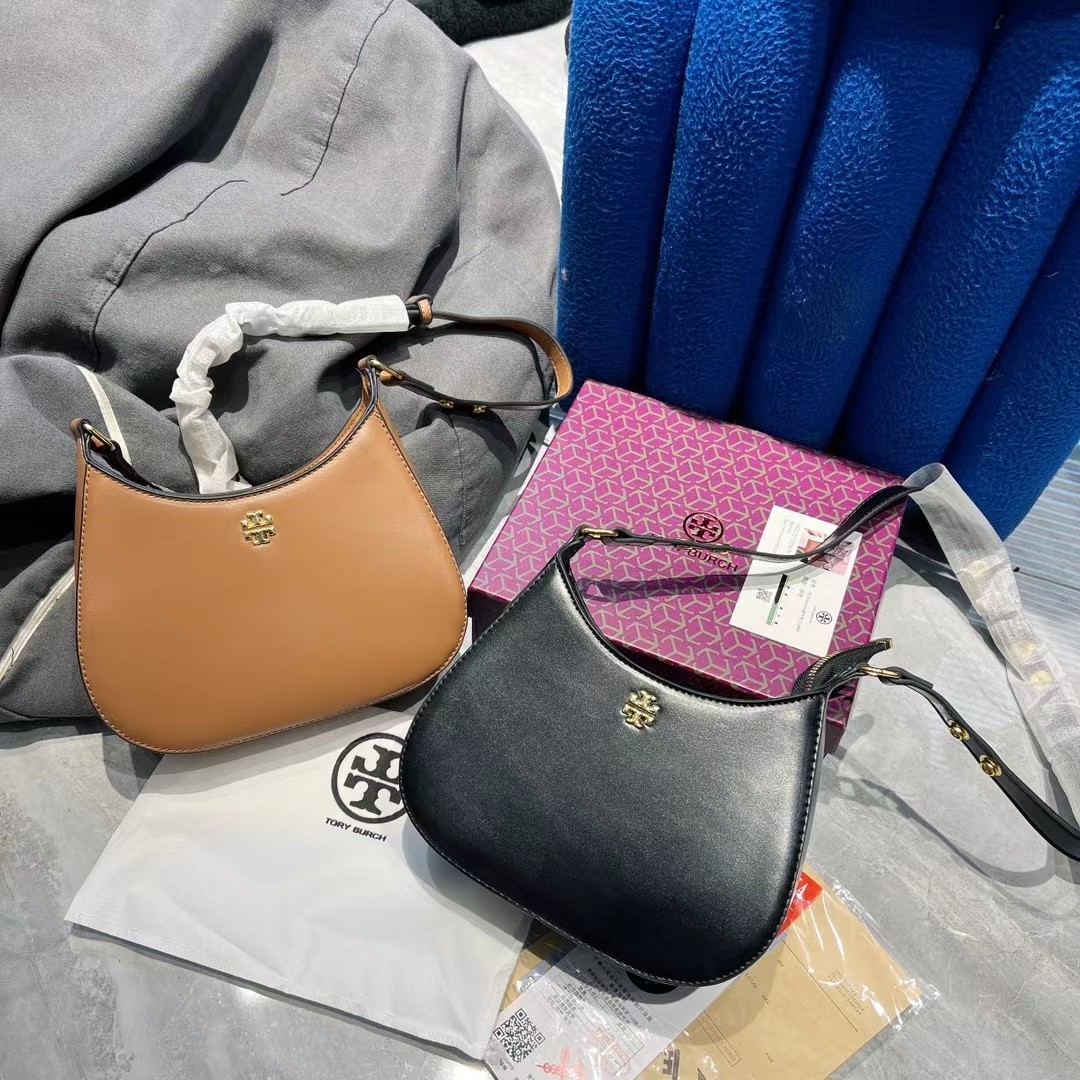 3801 Tory Burch$30 gallery