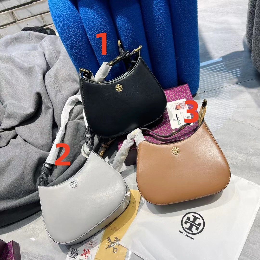 3801 Tory Burch$30 gallery