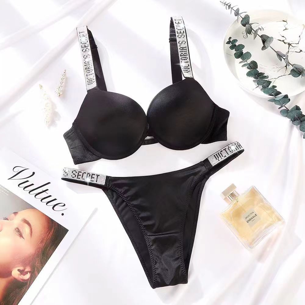 3840 Victoria Secret Underwear $30 gallery
