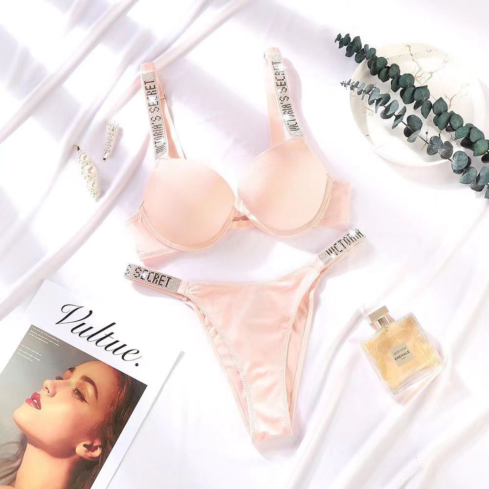 3840 Victoria Secret Underwear $30 gallery