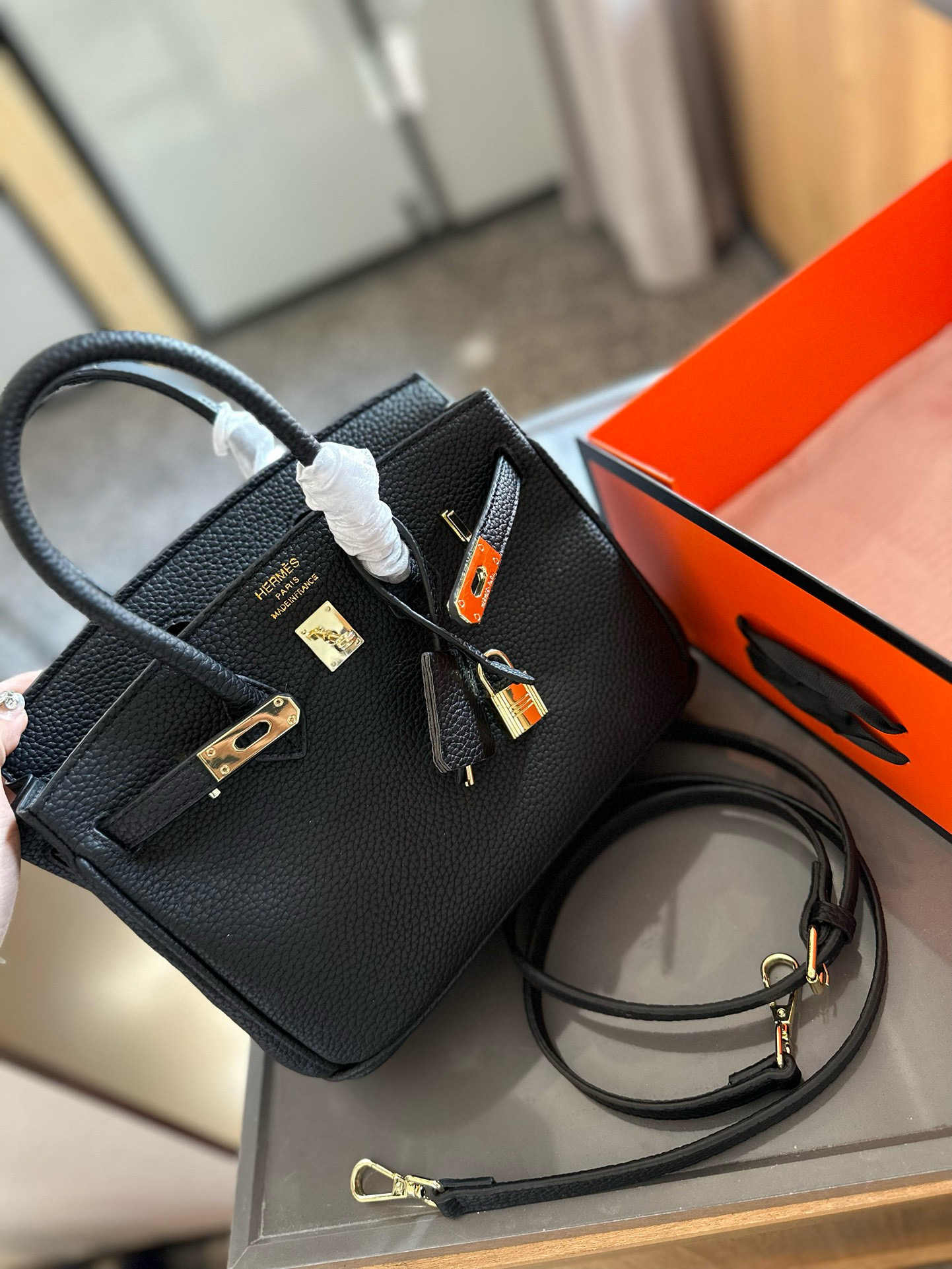 3846 Hermes$70 gallery